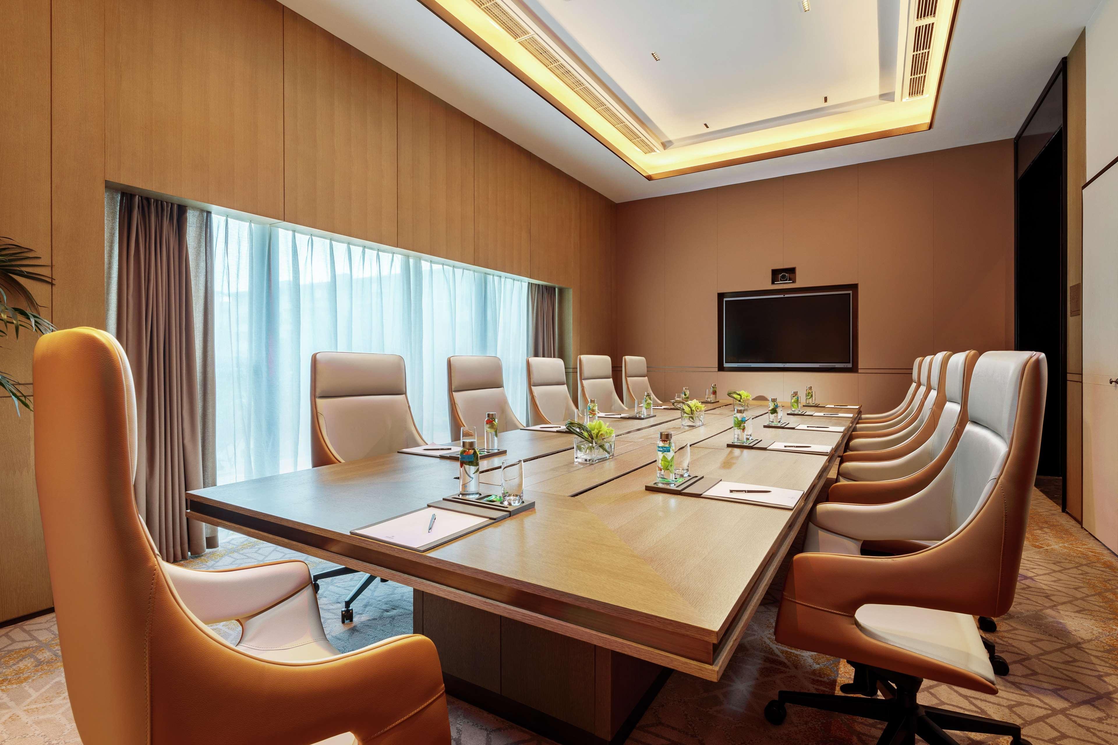 Hilton Chengdu Chenghua - Close To Panda Base And Chunxi Road Экстерьер фото