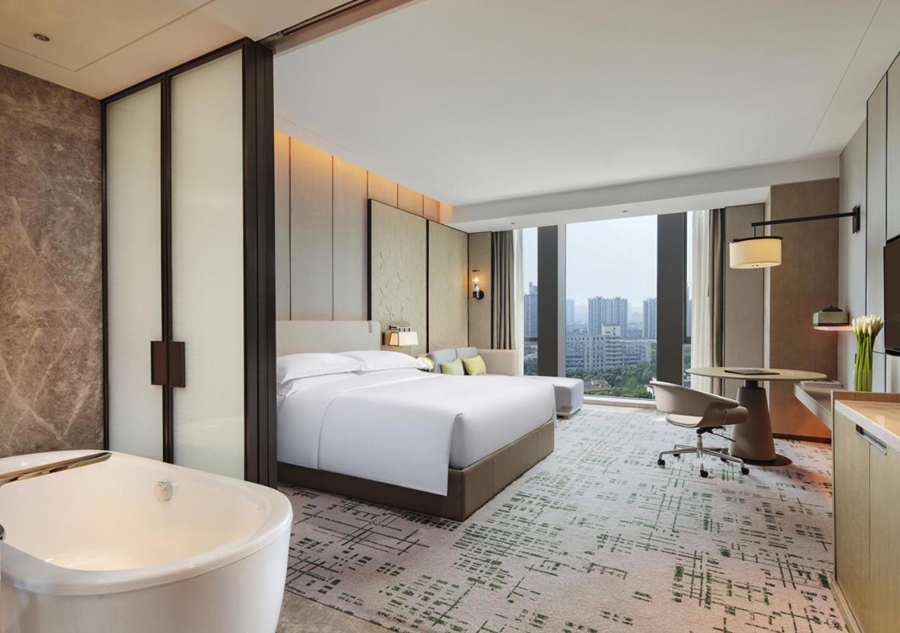 Hilton Chengdu Chenghua - Close To Panda Base And Chunxi Road Экстерьер фото